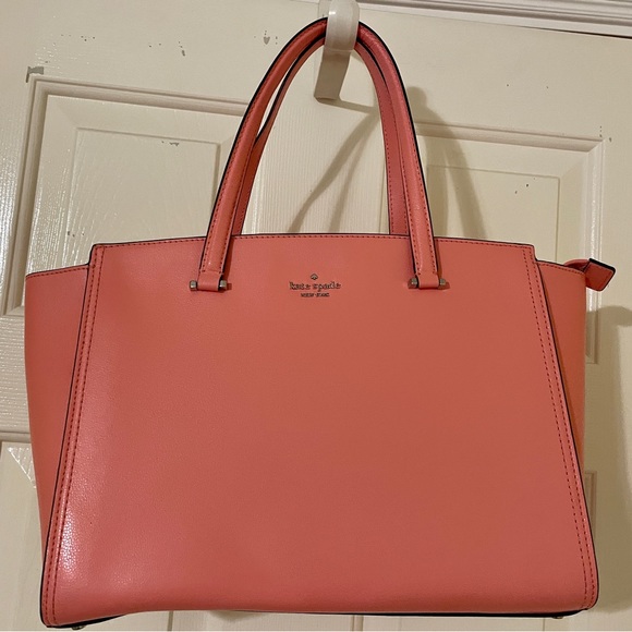 Large Coral Kate Spade Tote.  Carried twice.  EXCELLENT CONDITION - Picture 2 of 5
